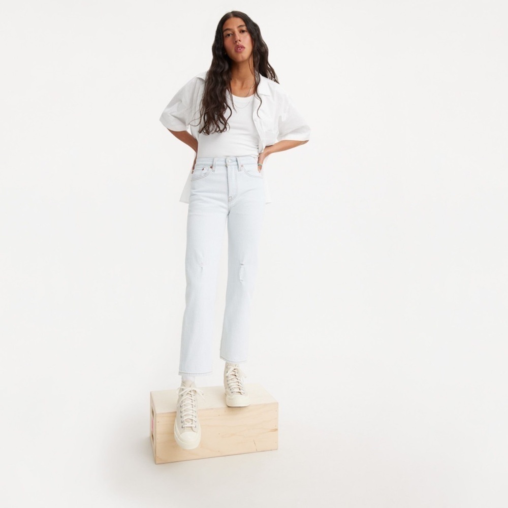 Levi’s Wedgie Jeans​​​​​